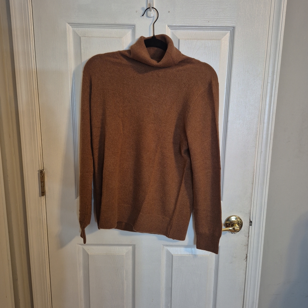 C by Bloomingdale's Cashmere100% Cashmere Turtleneck Sweater